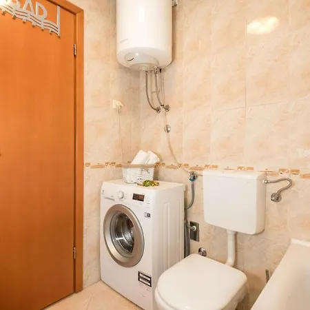 Family Apartment Dubrovnik - Private Jacuzzi Terrace, Private Parking Exterior photo