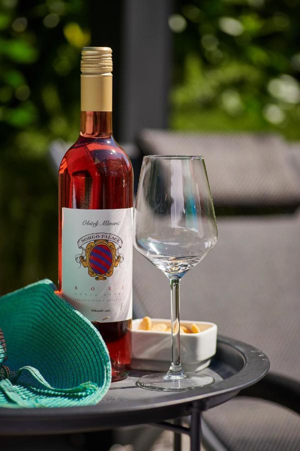 Family - Private Jacuzzi Terrace, Private Parking