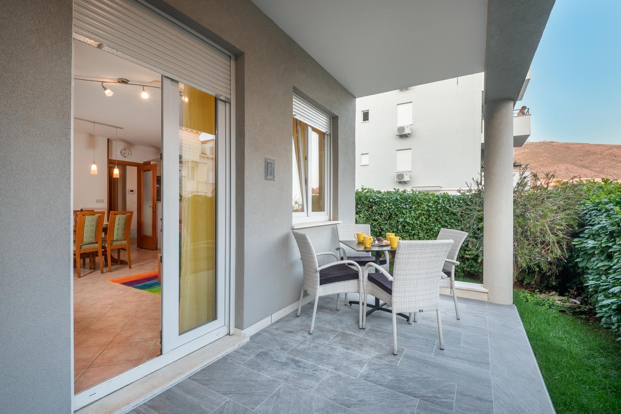 Family - Private Jacuzzi Terrace, Private Parking *