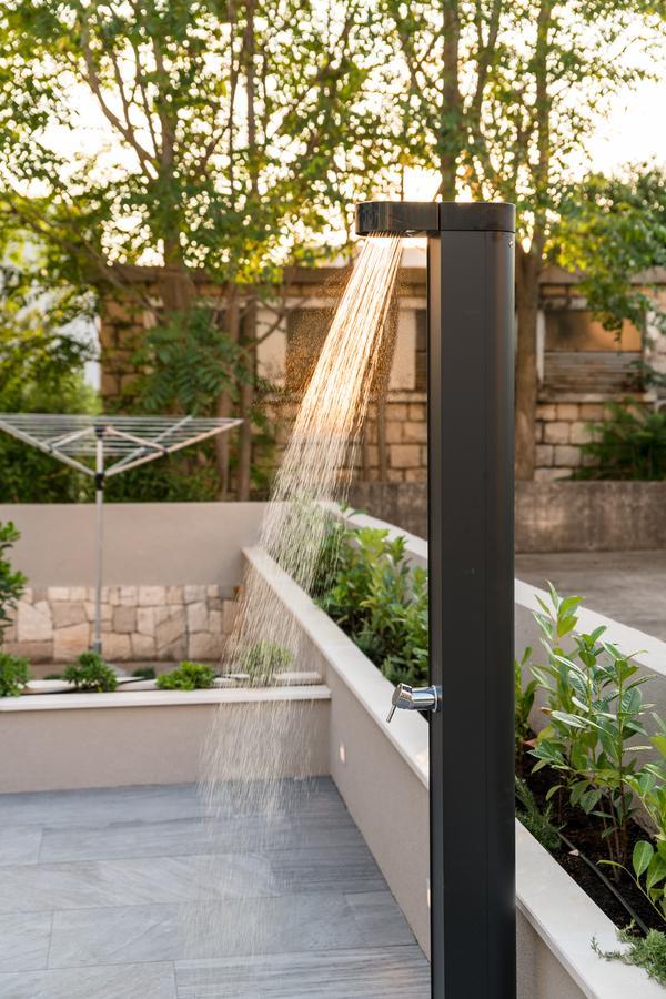 Apartment Family - Private Jacuzzi Terrace, Private Parking