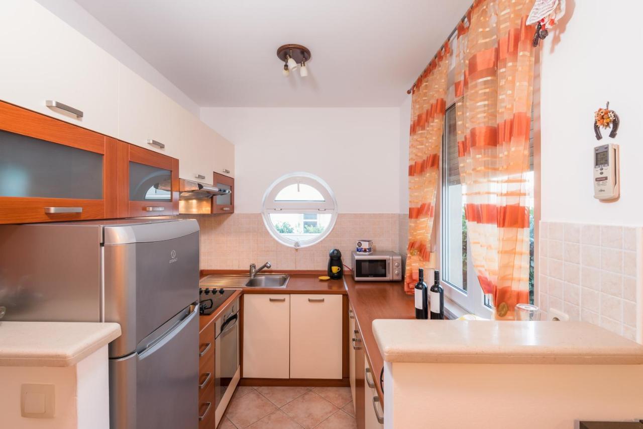 Apartment Family - Private Jacuzzi Terrace, Private Parking Dubrovnik